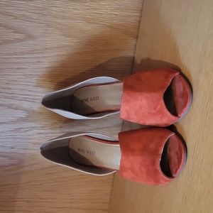 Nine west orange and nude open toe pump 8.5 uphighol1